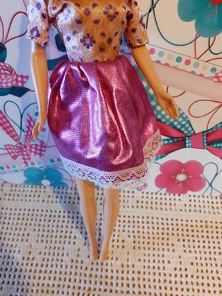 MUÑECA BARBIE 