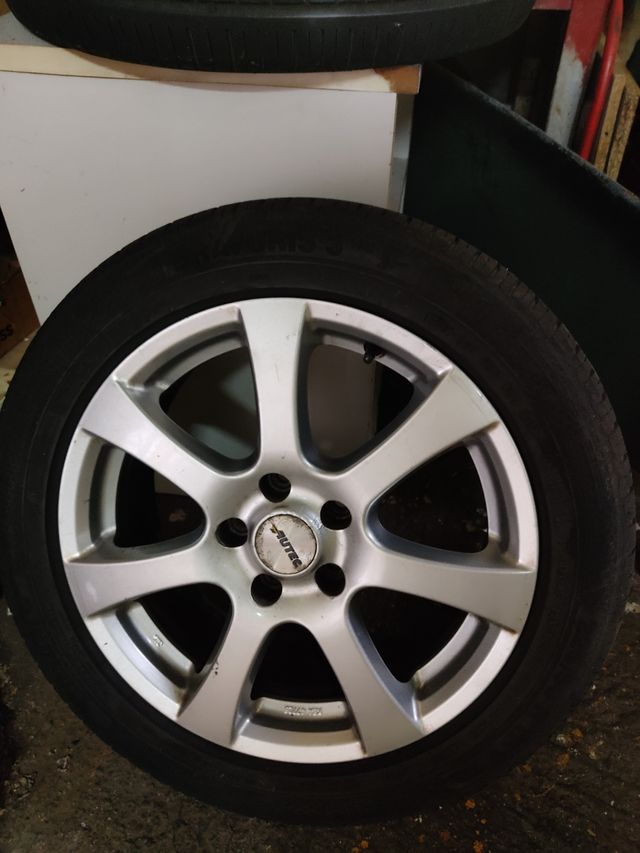 Se venden llantas Autec en 17"