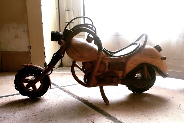 Motocicletta Harley Davidson artigianale 