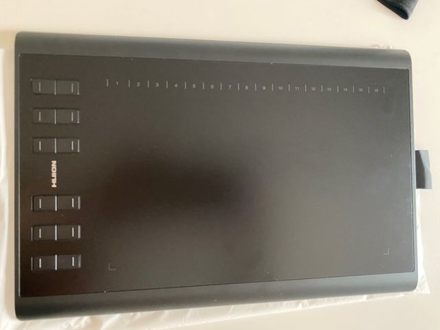 Tavoletta grafica Huion 1060p