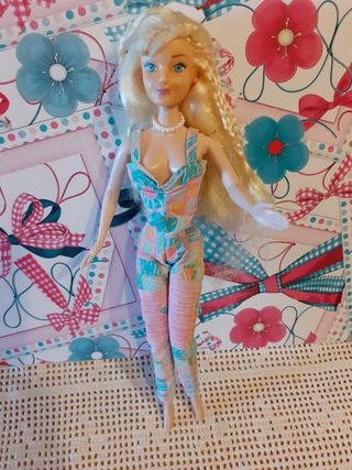 MUÑECA BARBIE 