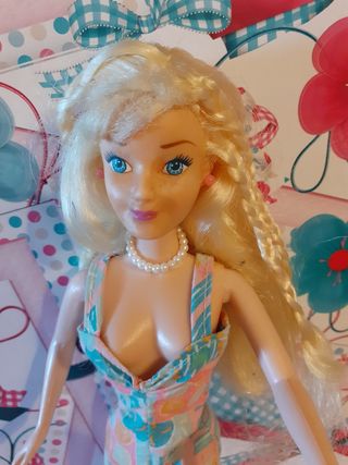 MUÑECA BARBIE 