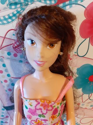 MUÑECA BARBIE 