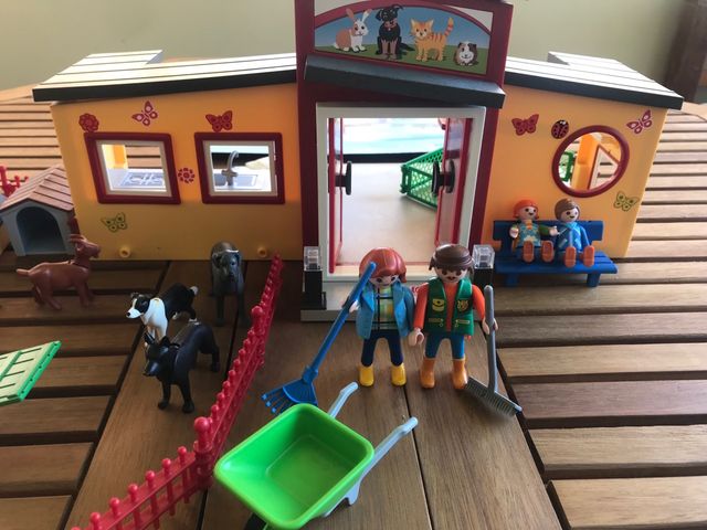 Refugio de animales playmobil