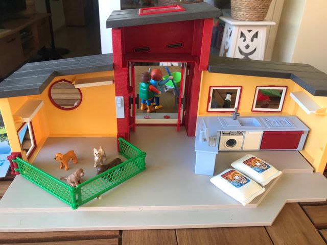 Refugio de animales playmobil