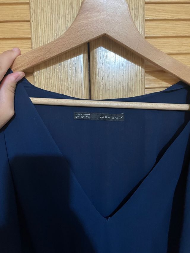 Vestido corto azul, de Zara