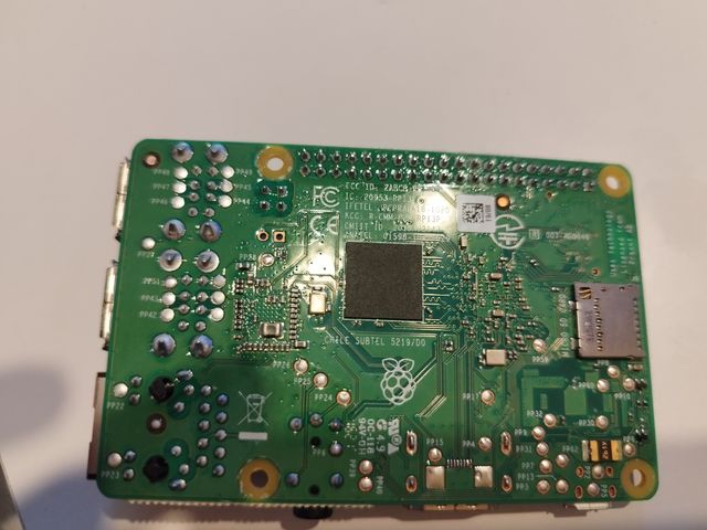 Raspberry Pi 3 Model B + Nueva