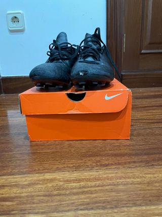 Nike tiempo negras