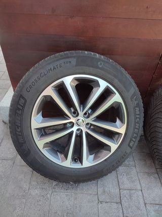 Llantas aleación Jaguar F-Pace 19''