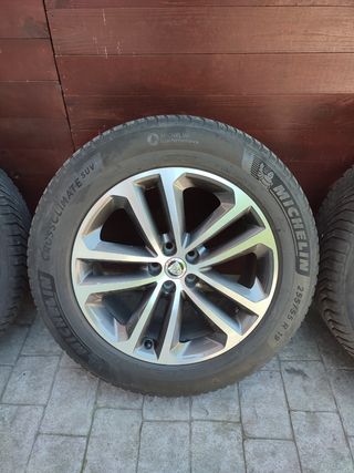 Llantas aleación Jaguar F-Pace 19''