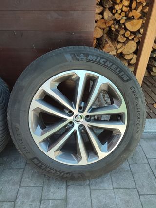 Llantas aleación Jaguar F-Pace 19''