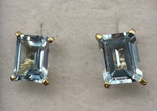 Pendientes de oro de 18 kt con topacios