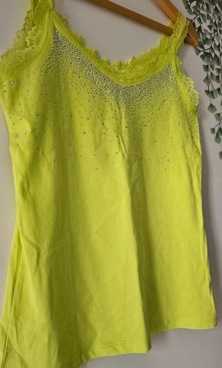 camiseta  tirantes verde lima