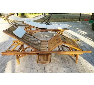 Pareja de tumbonas de bambú