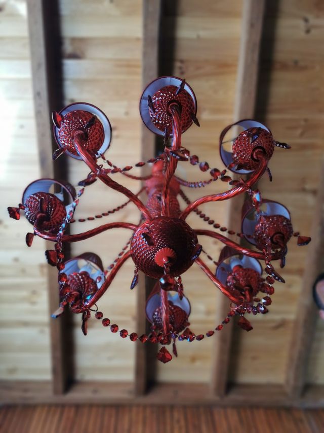 LÁMPARA DISEÑO ROJA