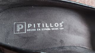 Hermosos zapatos de charol marca Pitillos