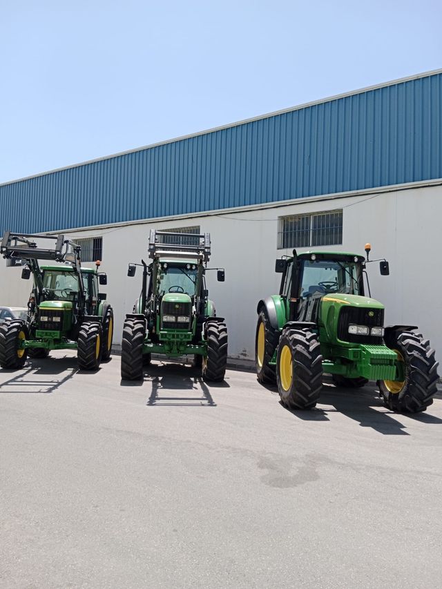 ALQUILER DE TRACTORES JOHNDEERE
