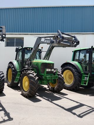 ALQUILER DE TRACTORES JOHNDEERE