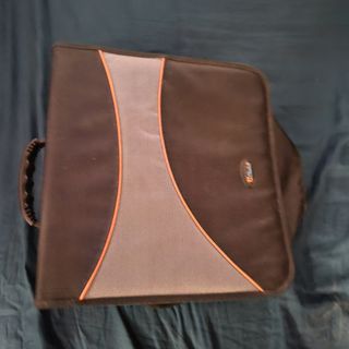 maletin grande portacds.