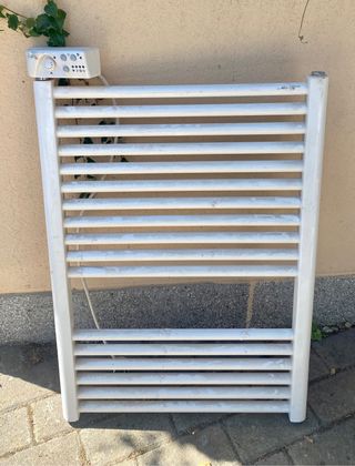 Radiador toallero Farho