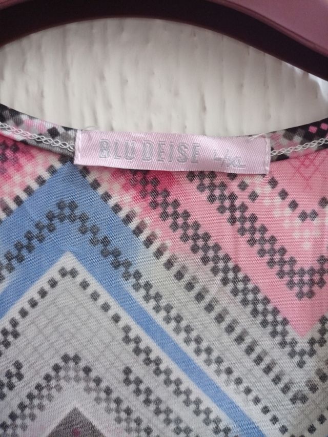 abito fantasia simmetrica 