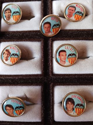 Colección 20 pins Club fútbol Valencia