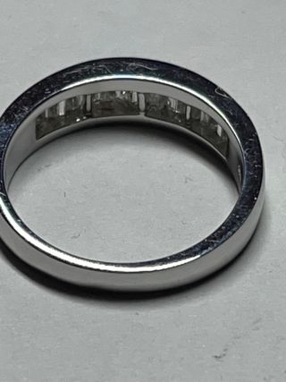 Anillo brillantes baguettes 084 ct H/vs1