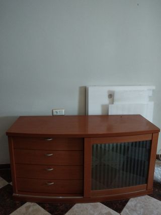 Mueble de salón o para oficina