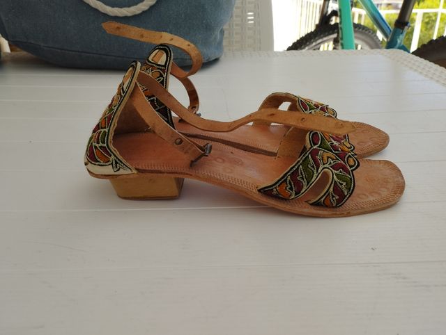 Sandalias Hechas artesanalmente.