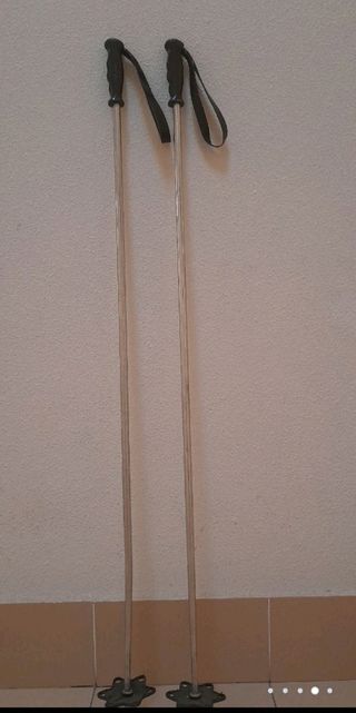 Esquís Fischer con fijaciones Salomón, vintage.