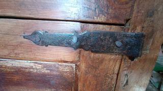 Armario rustico de madera - platero antiguo