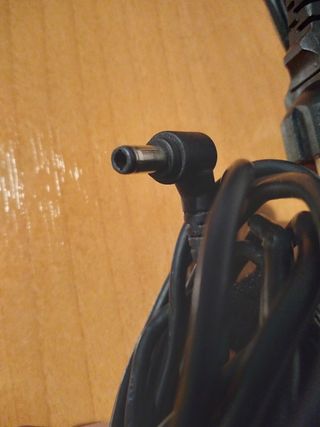 Fuente alimentacion portatil Asus