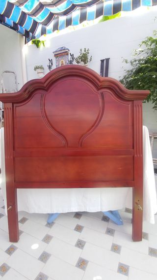 Cama de madera