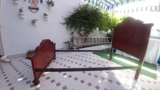 Cama de madera