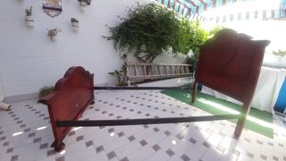 Cama de madera