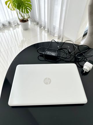 Portátil HP Pavilion Notebook en blanco