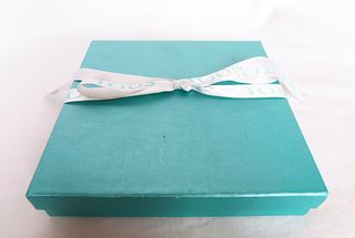 tous = caja grande verde años 2000