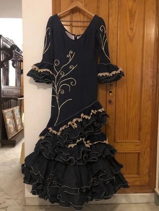 6 TRAJES DE FLAMENCA 