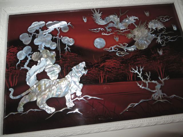 Cuadro panel oriental tigre dragón madera nácar