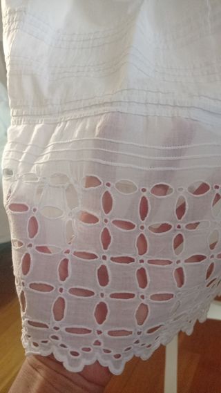 Camisola y enaguas antiguas. Lencería antigua