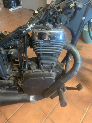Despiece Suzuki Savage 650