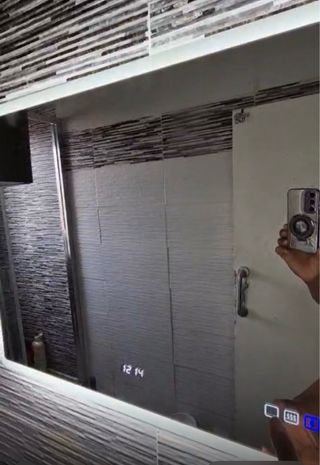 Instalación y venta de espejos de baño Led.