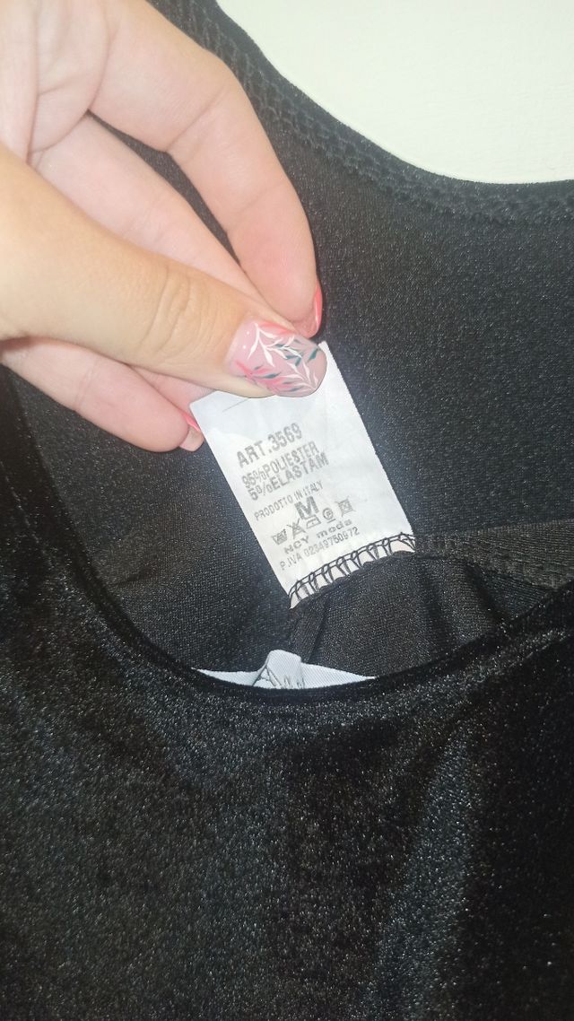 Body negro de terciopelo