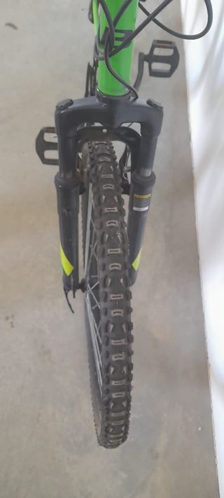 Bicicleta Verde B-Pro