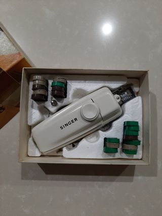 Automatic Buttonholer by SINGER vintage
