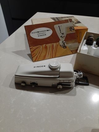 Automatic Buttonholer by SINGER vintage