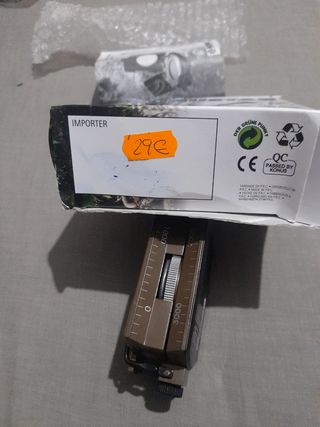 Brújula Konustar (con escalímetro)