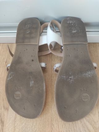 Sandalias planas blancas T.38