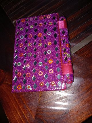 Libreta con bolígrafo. Empaquetadas.