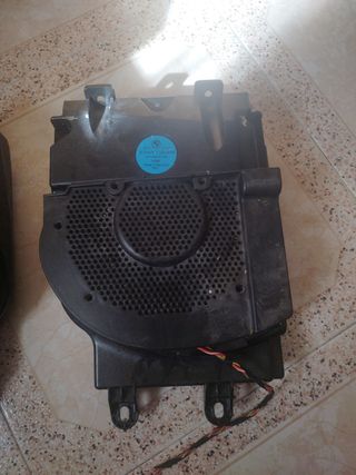 Bmw e65 subwoofer Hi-Fi 